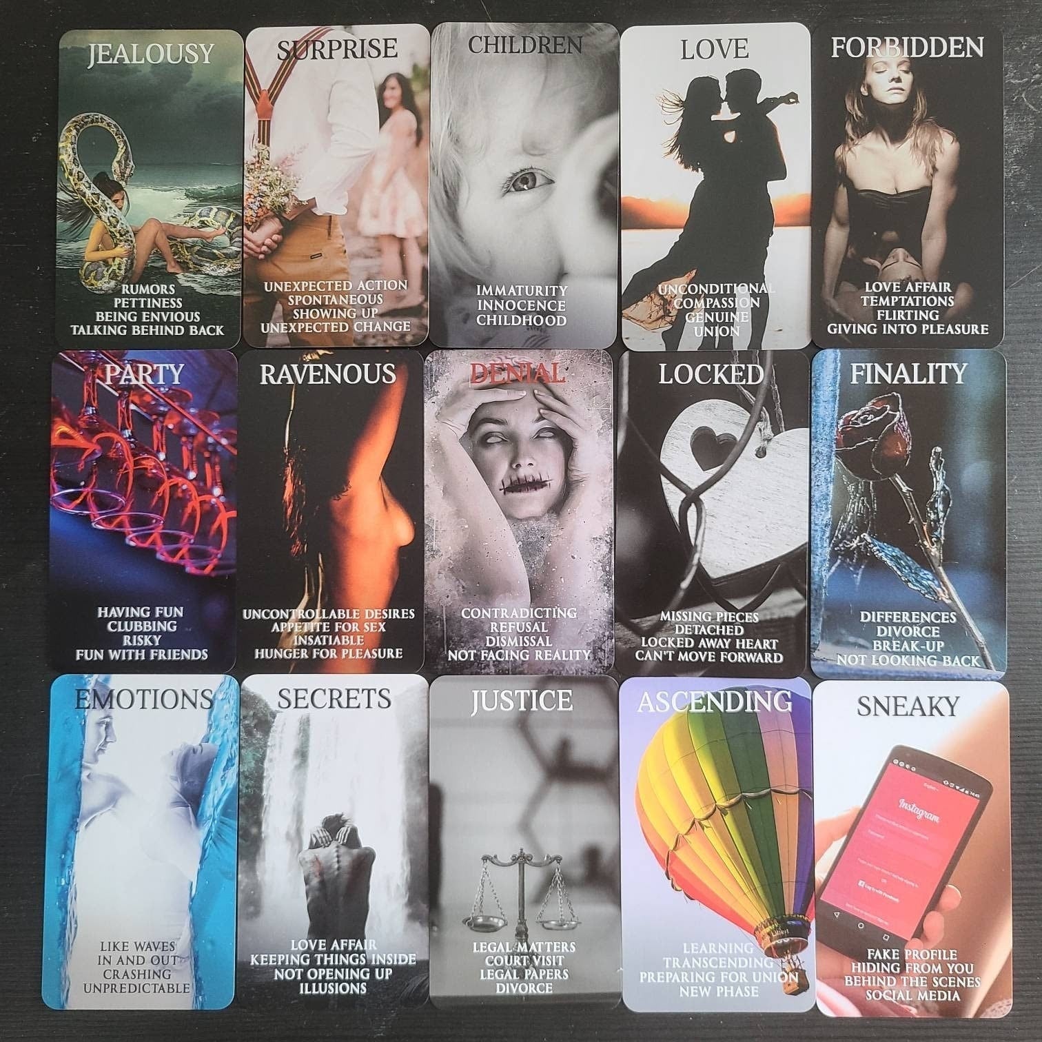 Mystic Black Rose Oracle Cards: Situations & Relationships Deck With Keywords