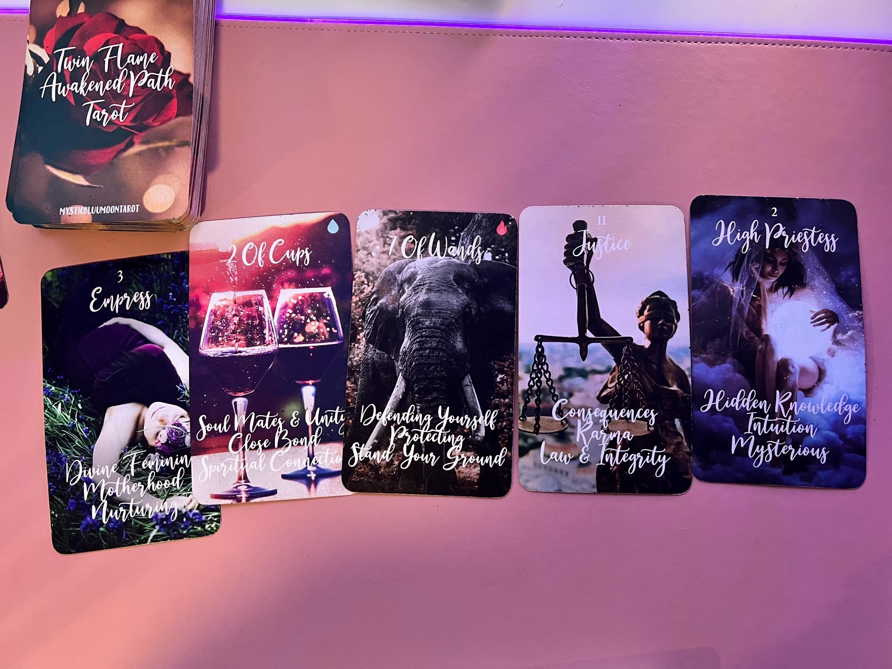 SAME HOUR Love Tarot Reading, Twin Flame Reading, Medium Reading with Tarot Cards, Soulmate Reading, Psychic Love Reading