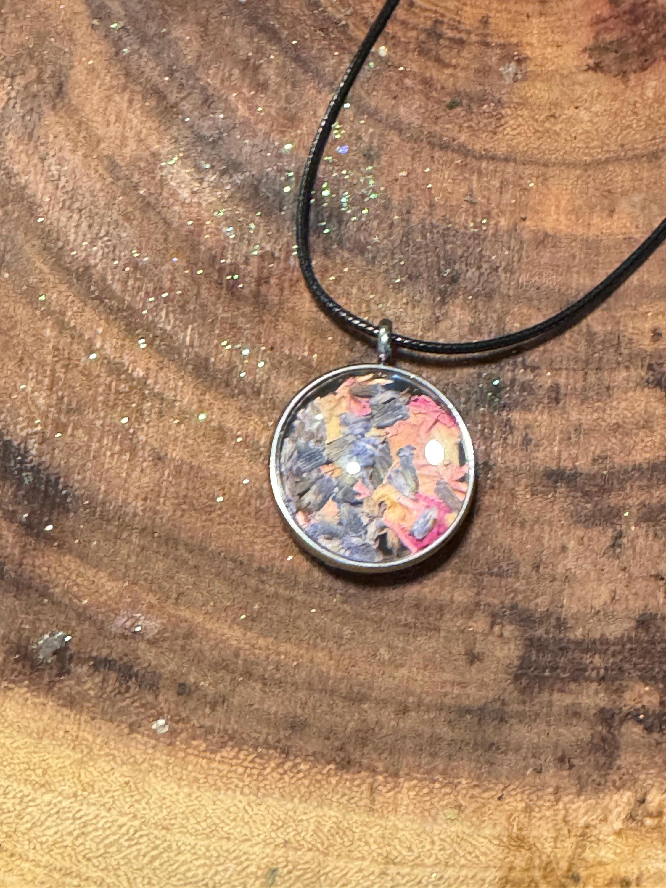 Love Spell Locket Necklace - Attract Love, Draw in Lover, Reconciliation, Spiritual Amulet Witchy Jewelry, Metaphysical