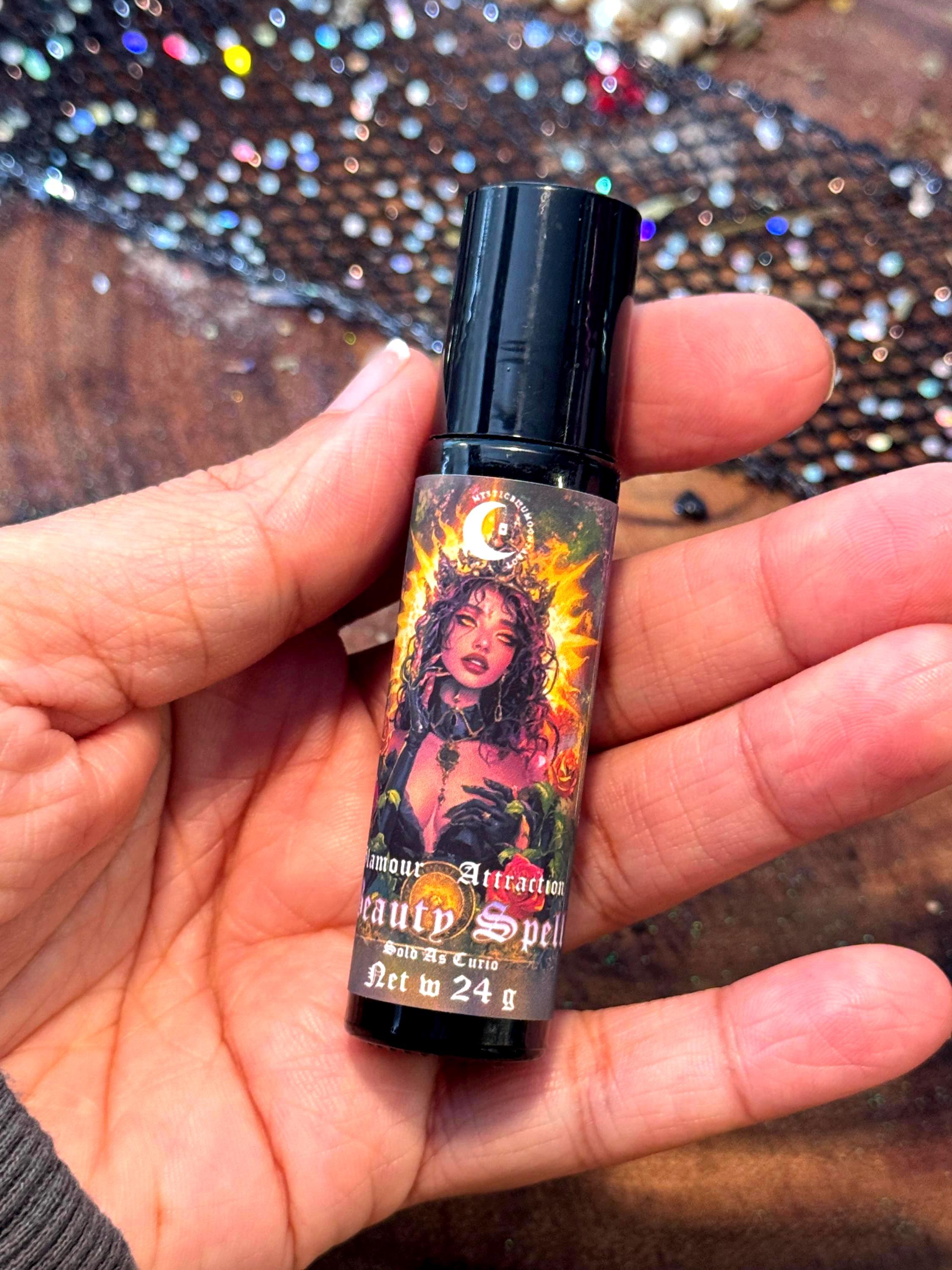 Beauty Spell Oil - Glamour Magic & Confidence, Hand Blended Anointing 10ml Ritual Oil for Spells and Spiritual Magic