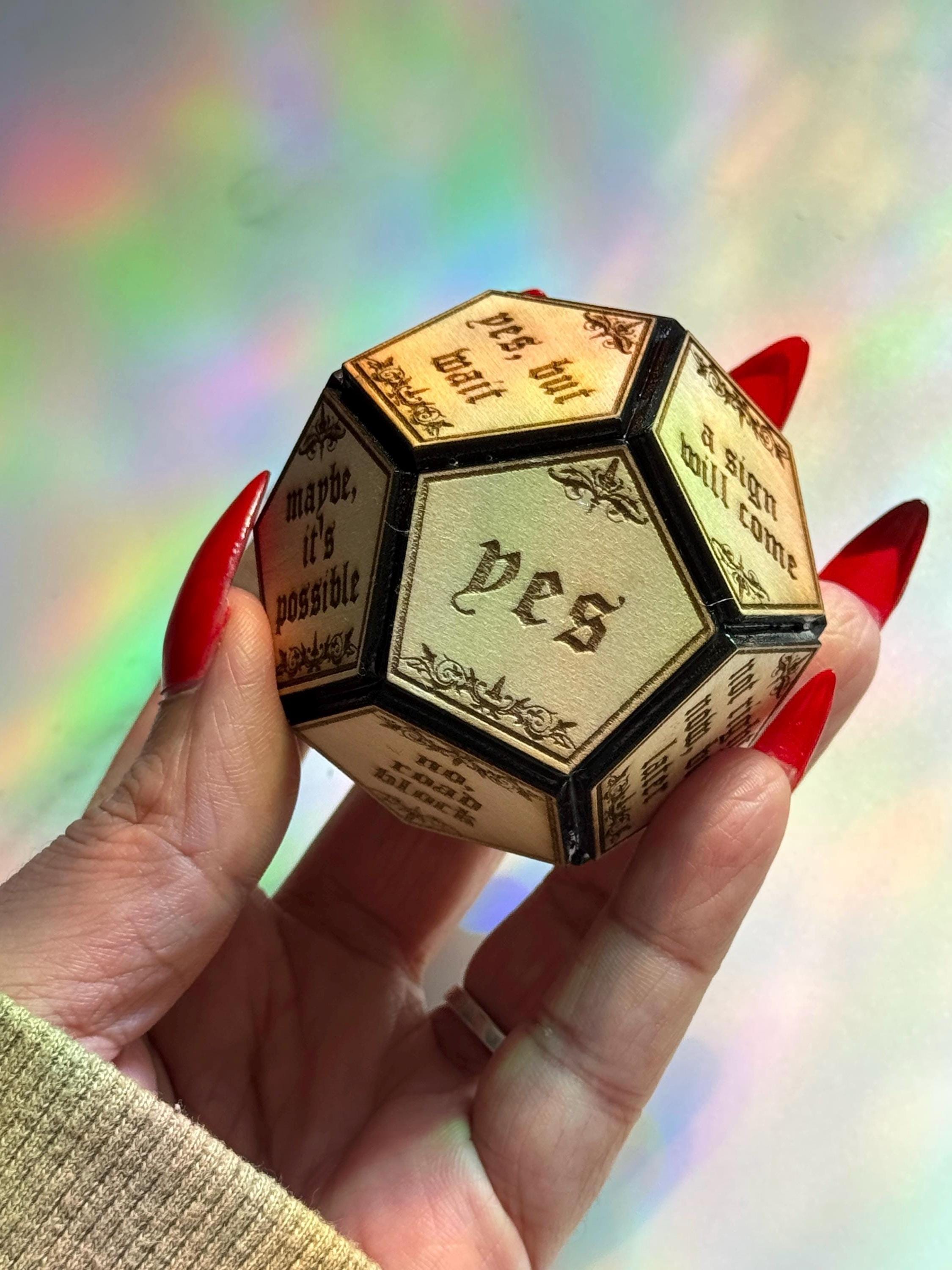 Divination Die: Yes/No/Maybe Answers Spiritual Tool Oracle Hand Crafted Dice