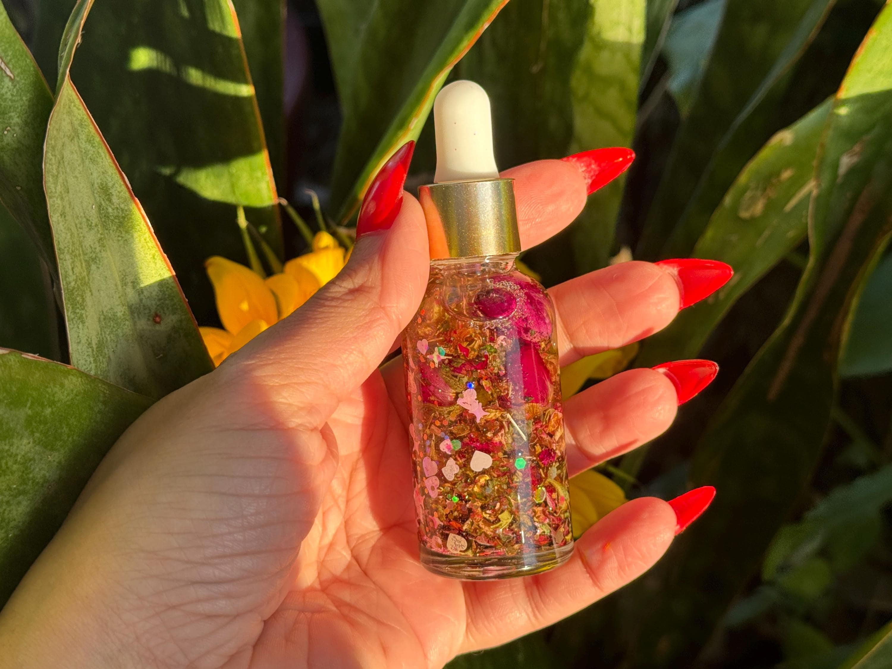 Bad Kitty Pheromone Spell Oil - Used For Sexual Attraction, Lust, Empowerment, Beauty, Unisex, Spell Ritual Oil