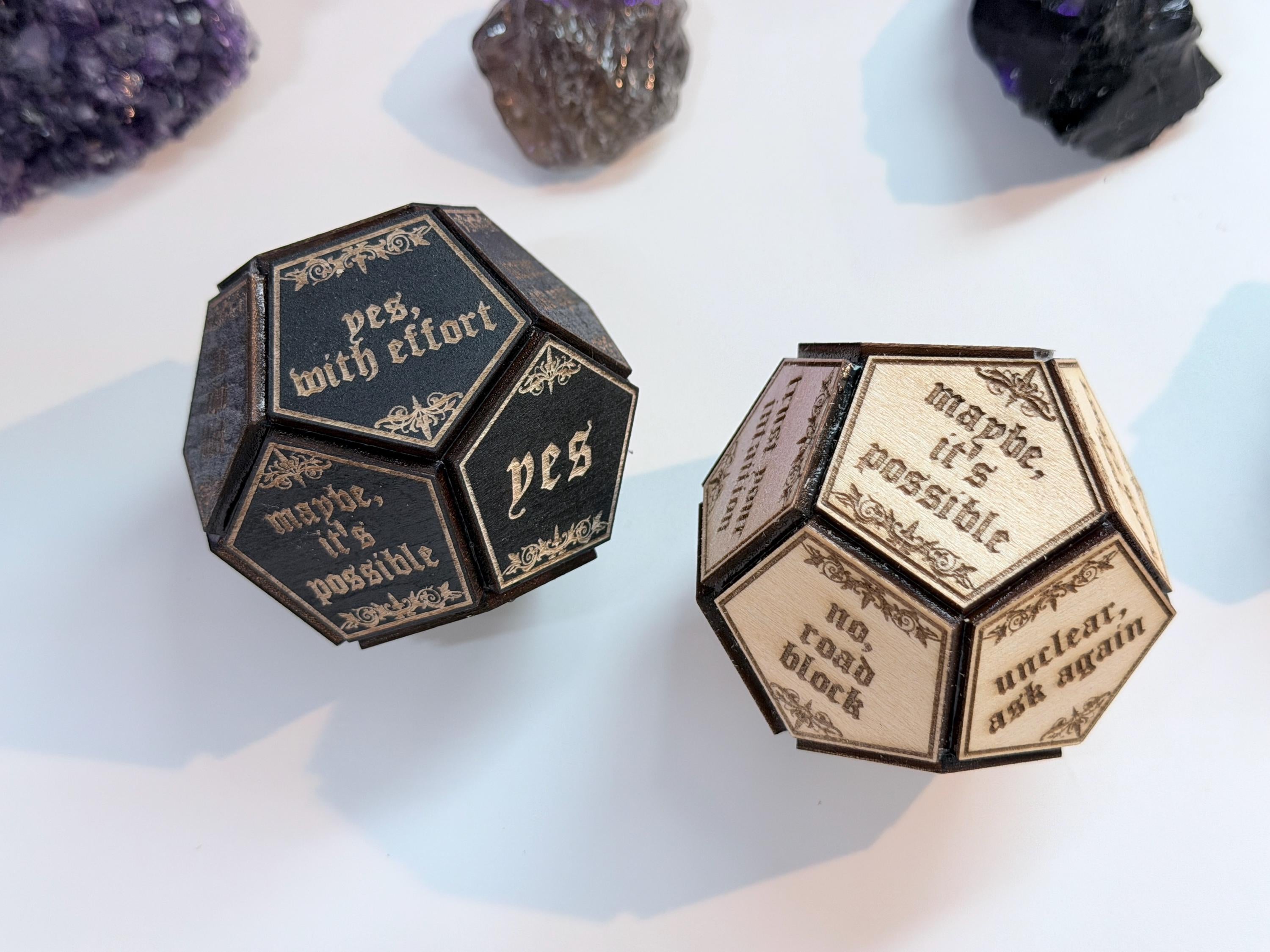 Life Theme Divination Die – Wooden Dice for Tarot-Inspired Readings, Shadow Work & Spiritual Clarity