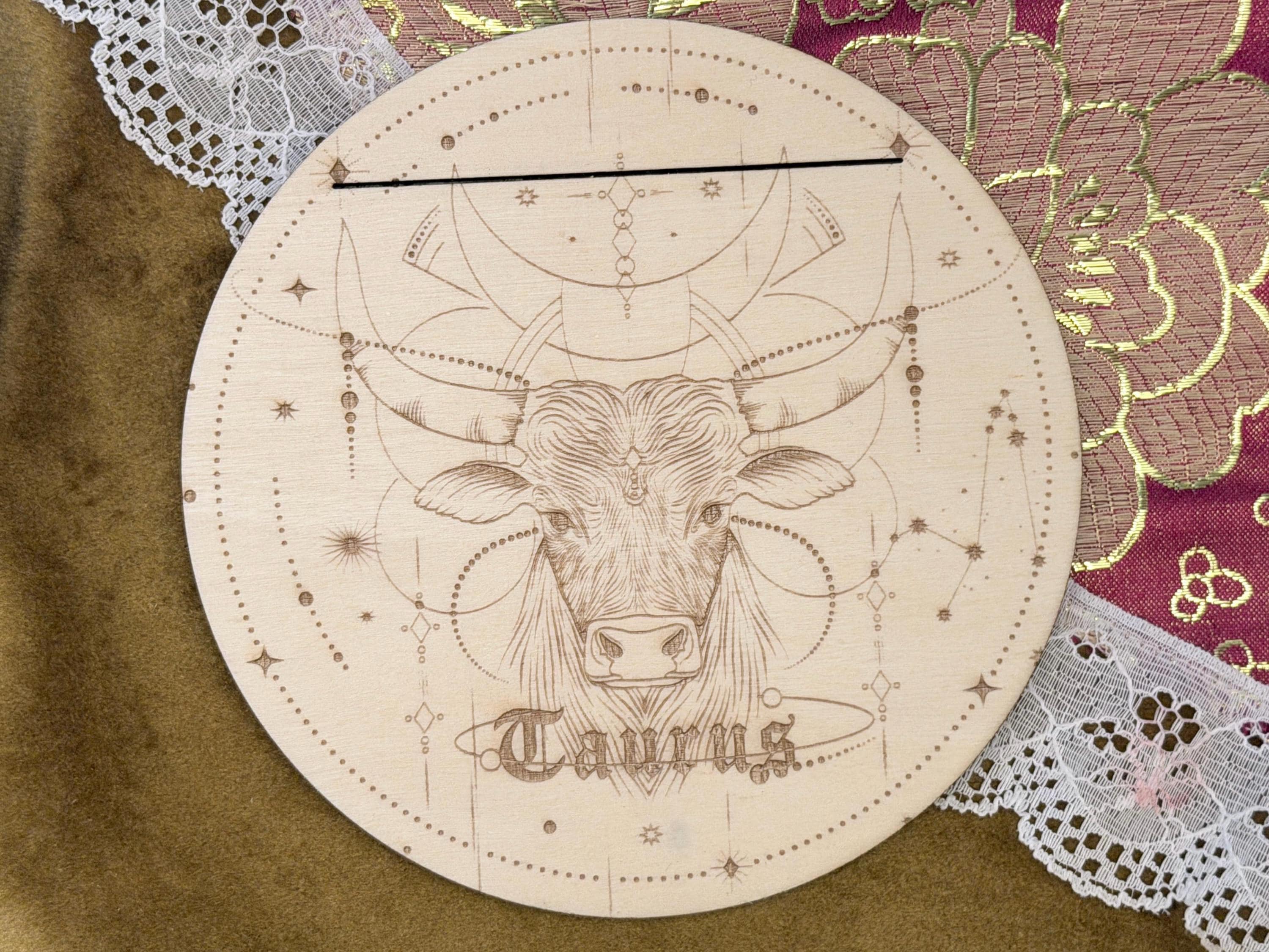 Zodiac Tarot Card Stand For Astrology Readings: Daily Celestial Altar Decoration