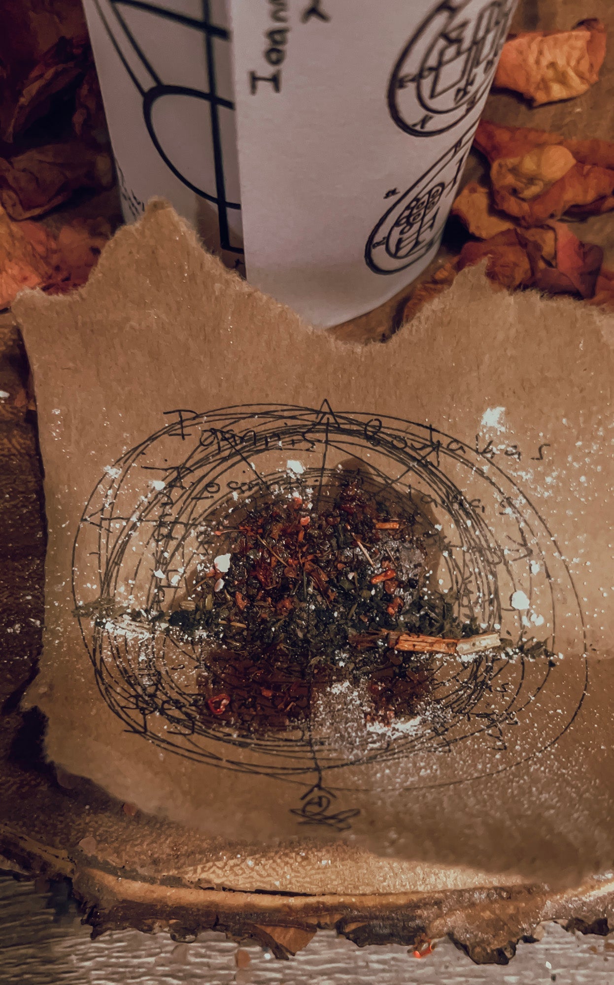 Dark Energy Removal Mirror Spell | Hoodoo WItchcraft - MysticBluuMoonTarot