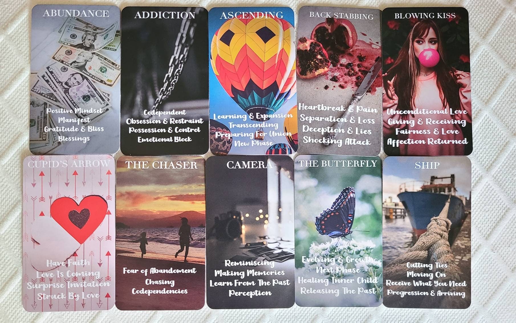 Mystic Red Rose Oracle Deck Situations Tarot Deck Twin Flame Deck Love Oracle Cards Messages Deck - MysticBluuMoonTarot