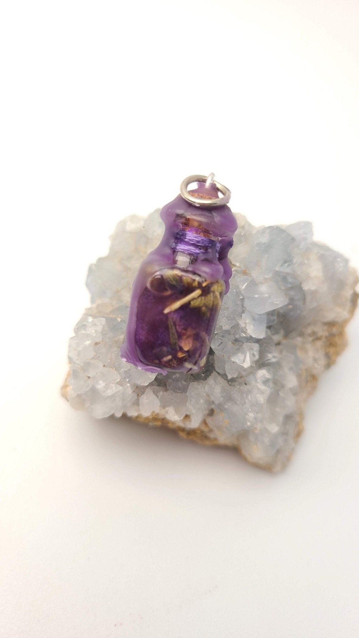 Third Eye Spell Jar Necklace - Psychic Energy - Tarot Reading Divination Oil Clairvoyance - Positive Energy - MysticBluuMoonTarot