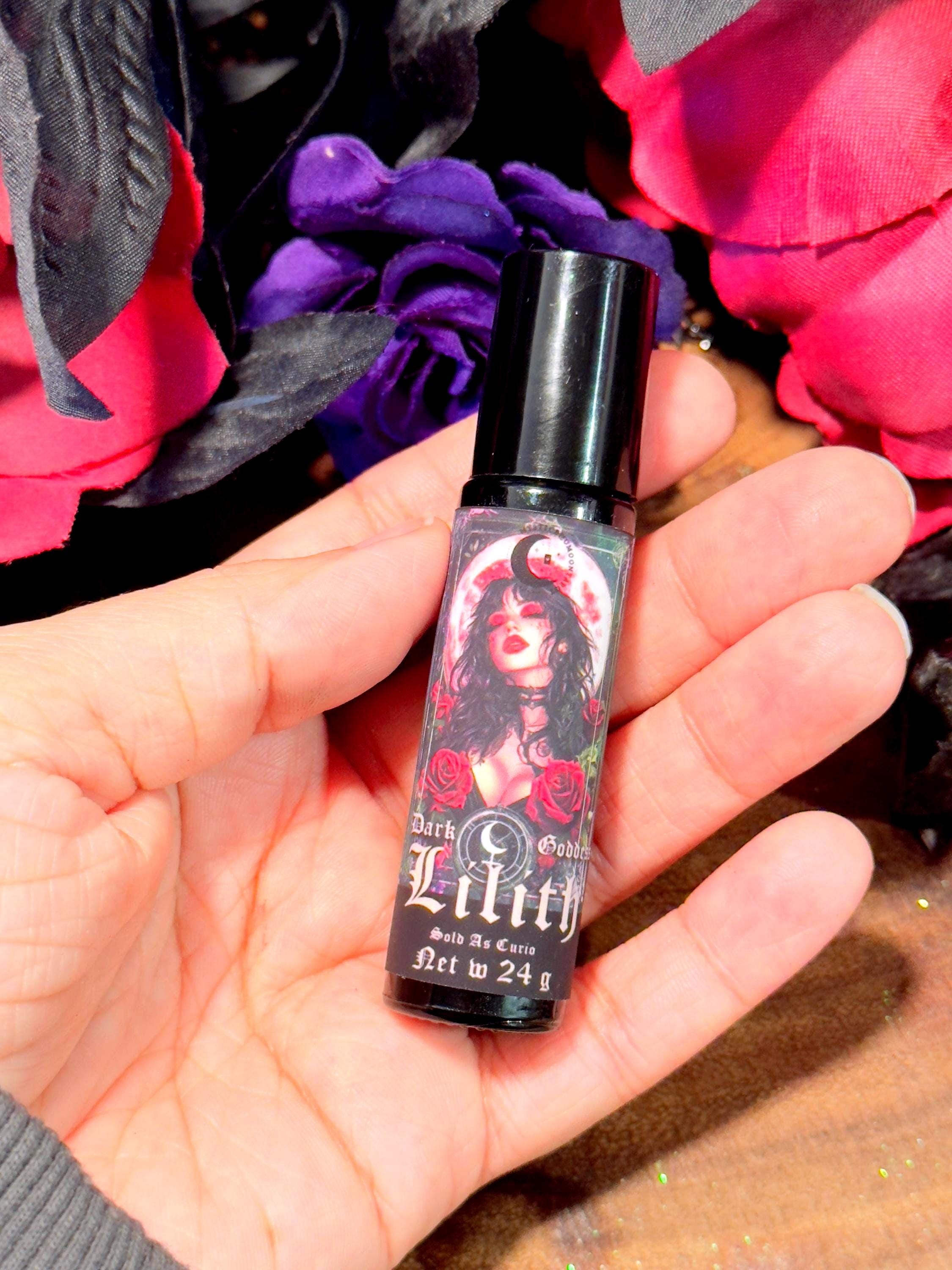 Lilith Ritual Oil | 10ml Roller Ball, Dark Feminine Energy & Empowerment, Protection, Anointing Oil for Strength, Manifestation