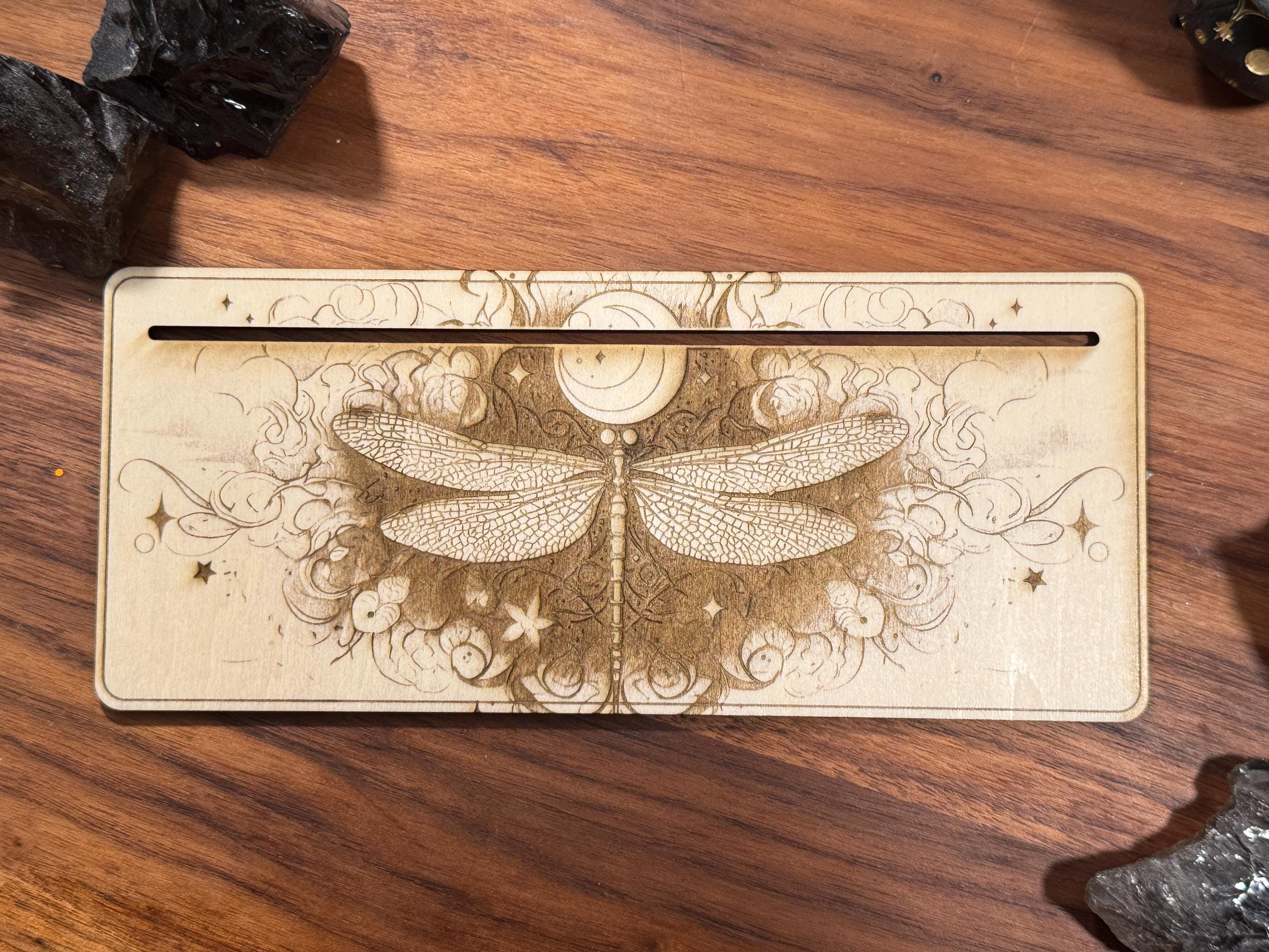 Mystic Dragonfly Tarot Card Stand – Wooden Engraved Tarot Display for 1-2 Cards, Oracle Card Holder, Card of the Day Stand, Altar Decor