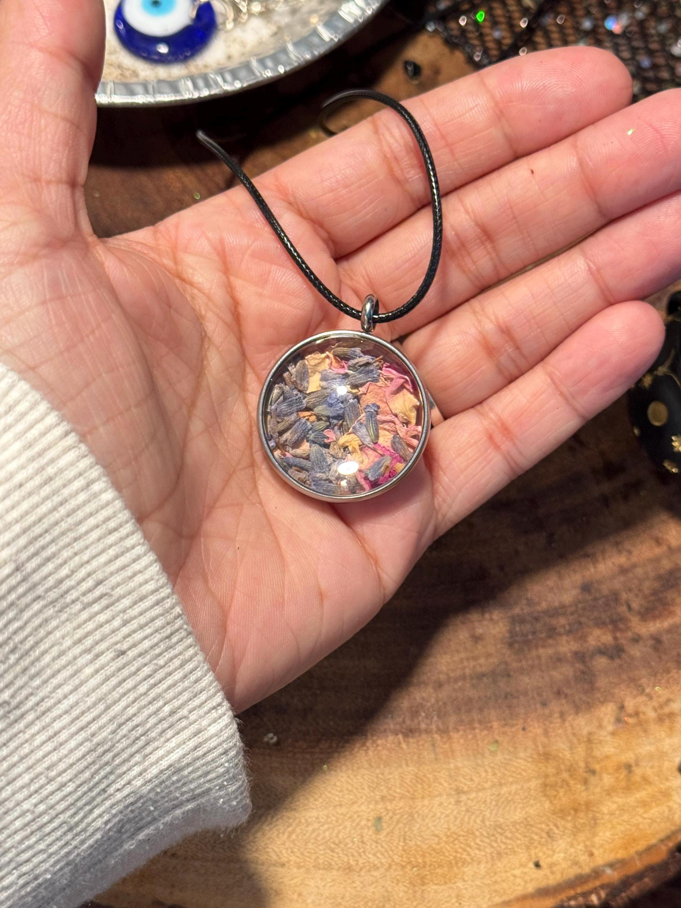 Love Spell Locket Necklace - Attract Love, Draw in Lover, Reconciliation, Spiritual Amulet Witchy Jewelry, Metaphysical