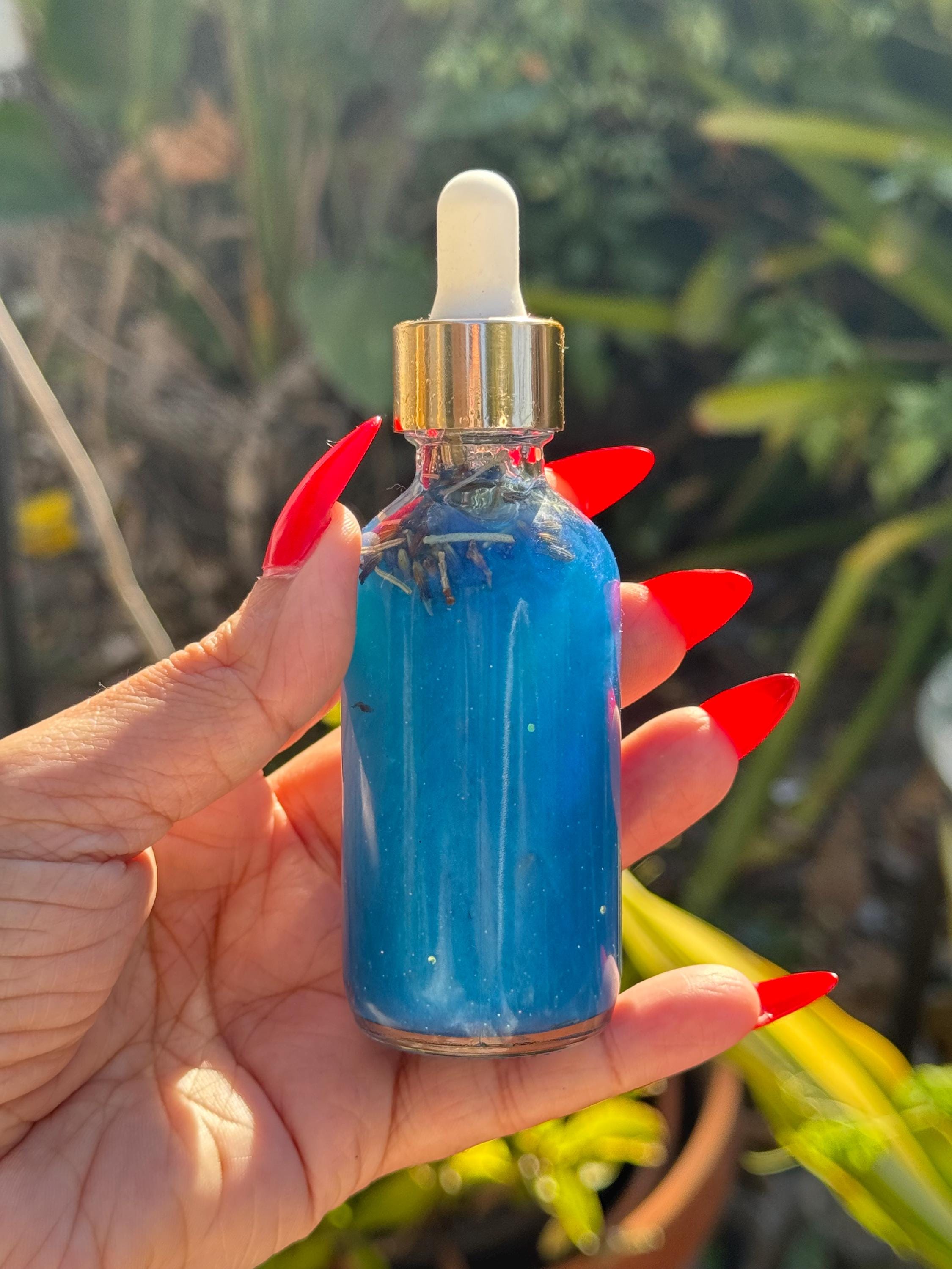 Evil Eye Oil – Spiritual Protection Oil Used for Warding Off Negative Energy, Jealousy, and Harmful Intentions