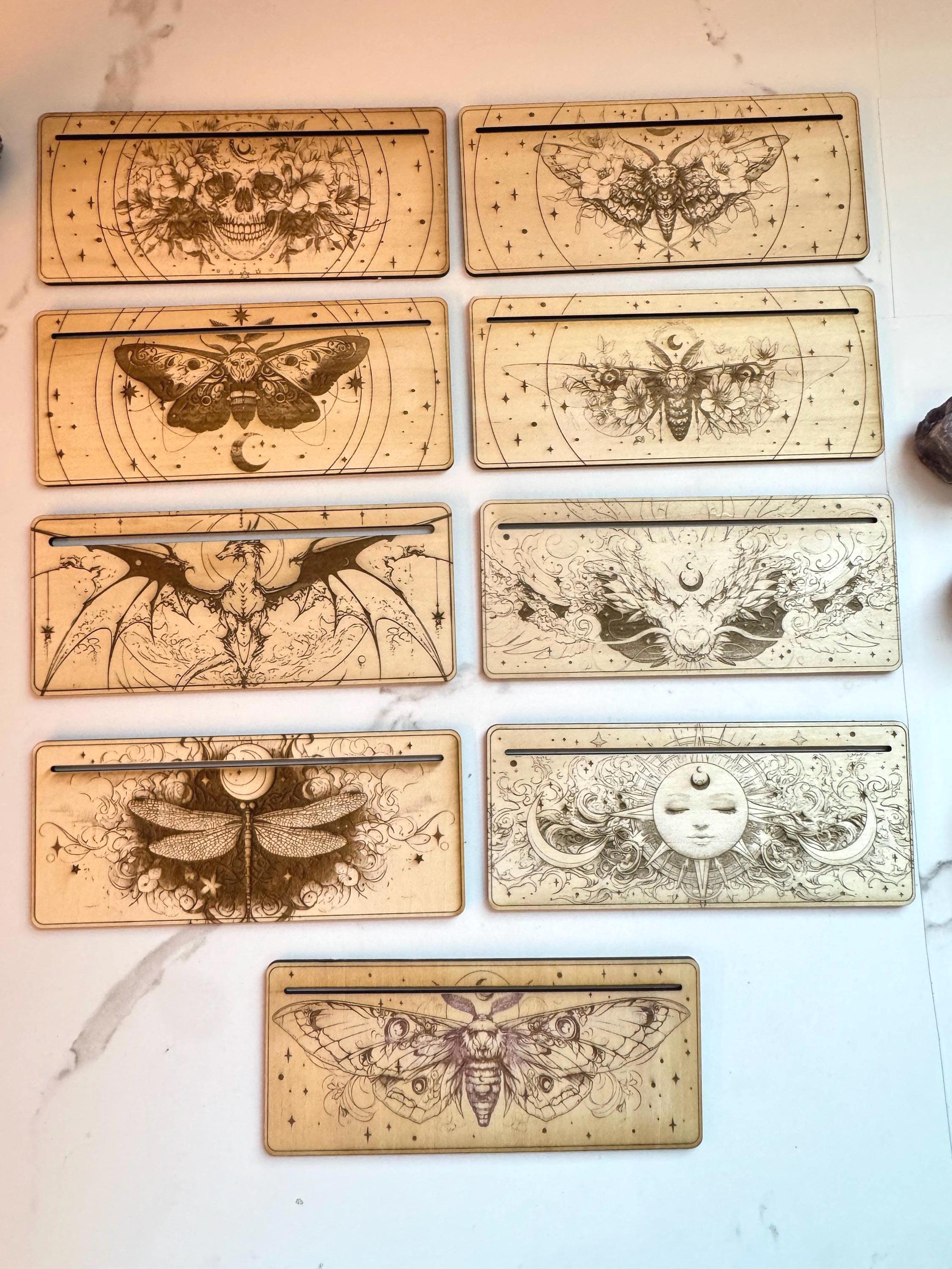 Tarot Card Holder | Card of the Day Stand Gift, Divination Decorative, 1-2 Oracle Cards, Wood Engraved Altar Decoration