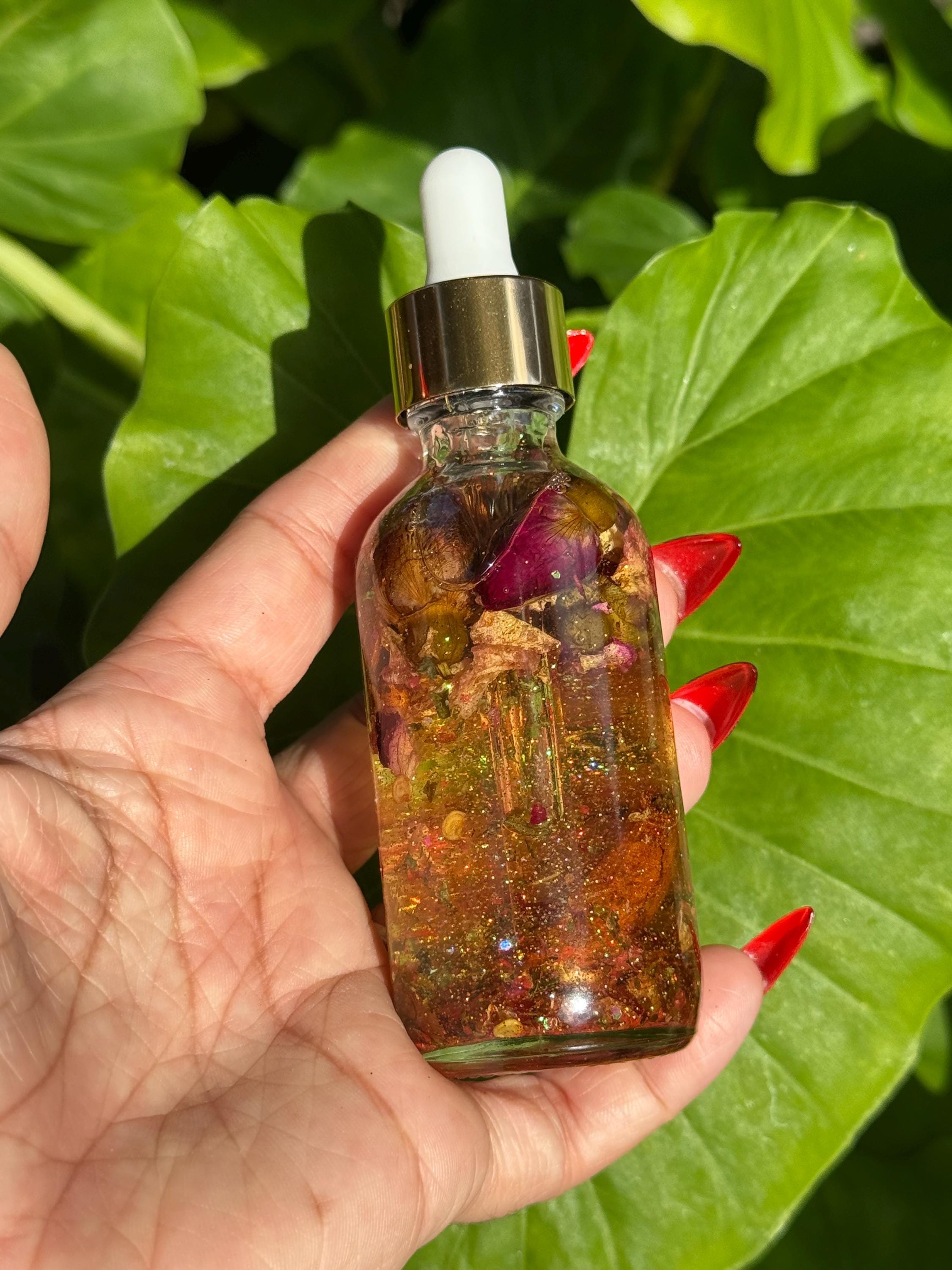 Fiery Love Spell Oil - Used For Passion Desire Attraction, Lust, and Intense Romance | Witchcraft Conjure Oil for Love & Seduction, Ritual