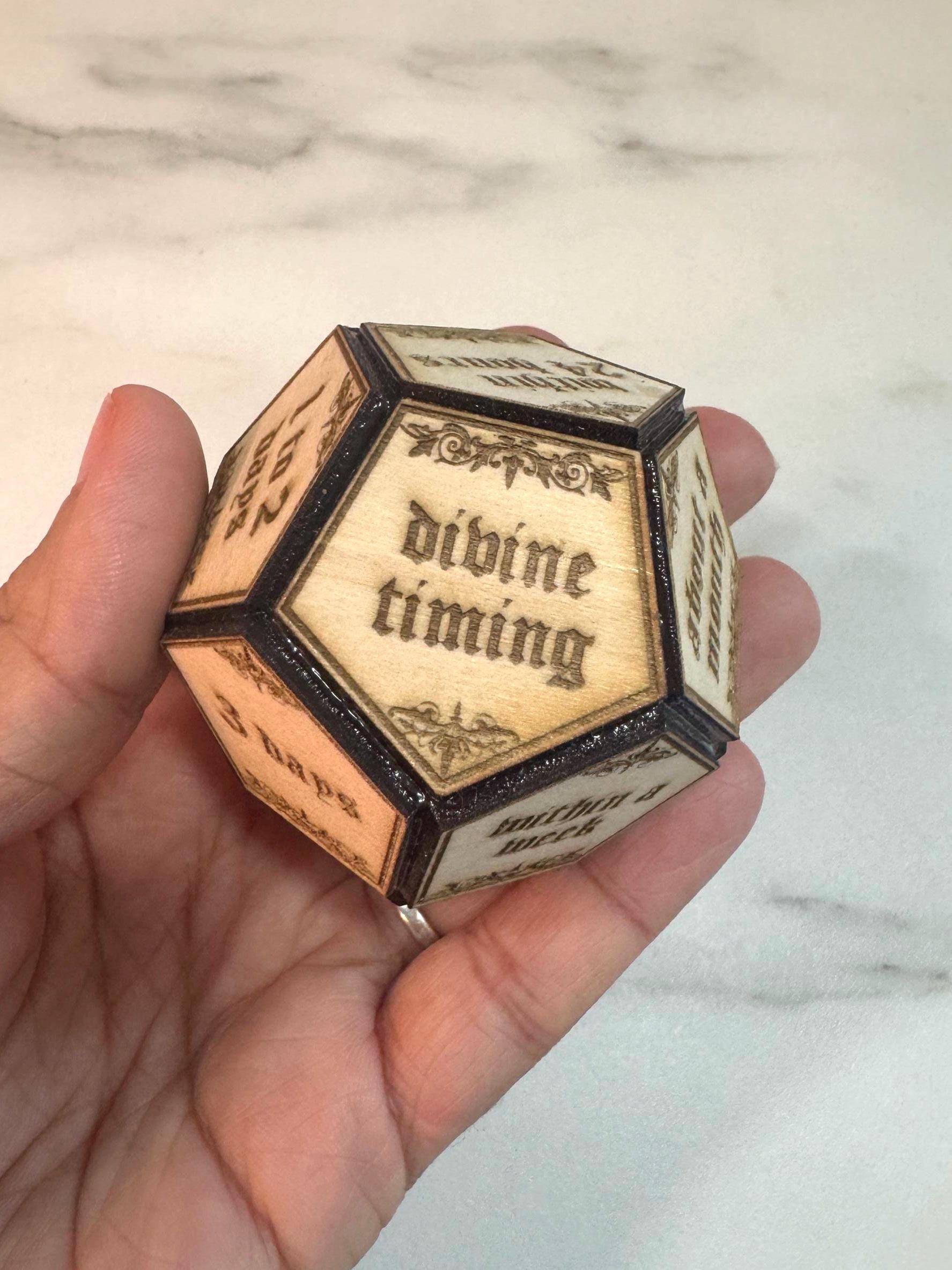 Divination Dice for Psychic Readings & Tarot Card Readings – Divine Timing Spiritual Tool, Spirit Communication Tool