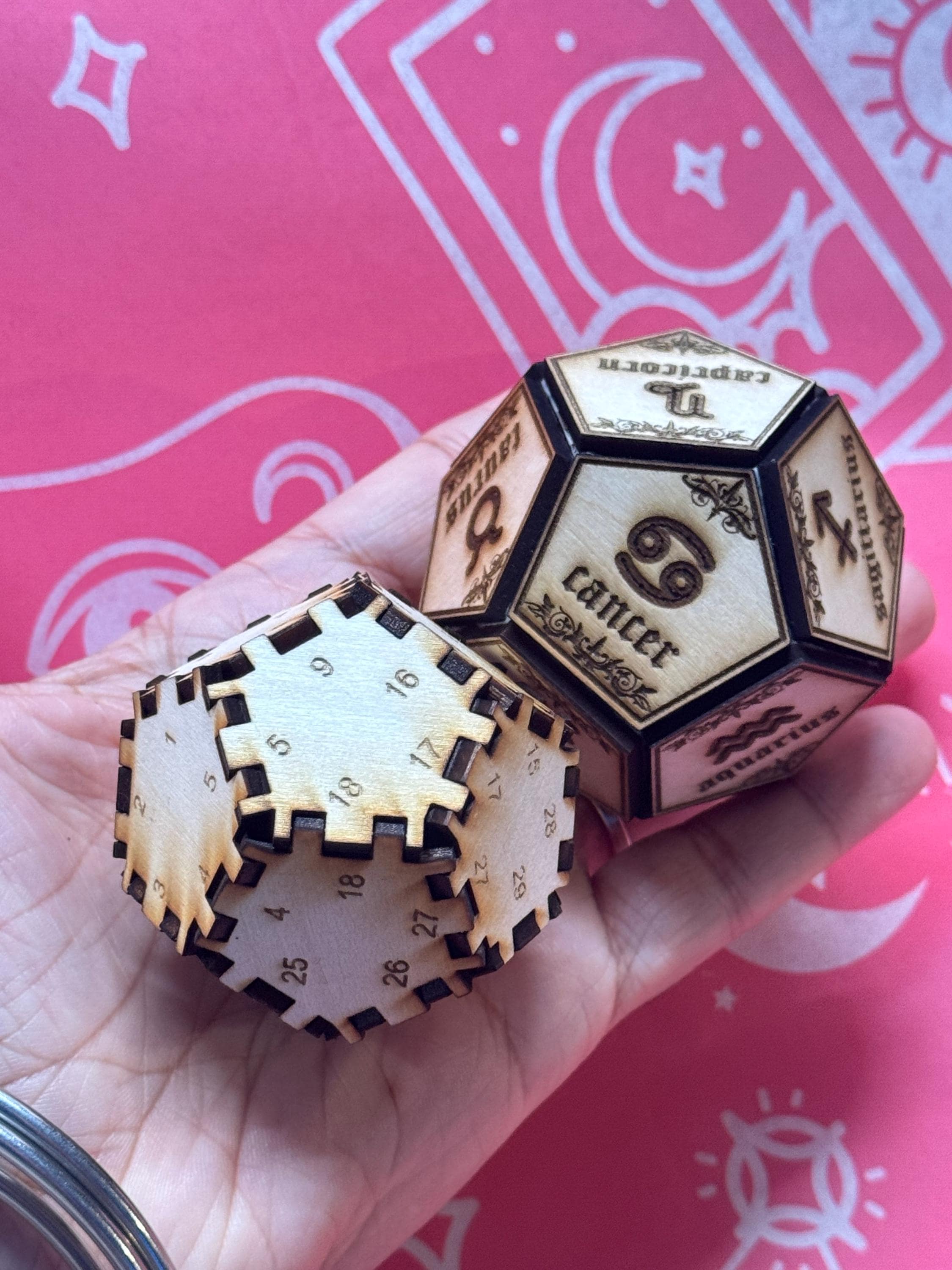 Divination Dice for Psychic Readings & Tarot Card Readings – Letters, Alphabet For Names Tarot Spiritual Tool, Spirit Communication Tool