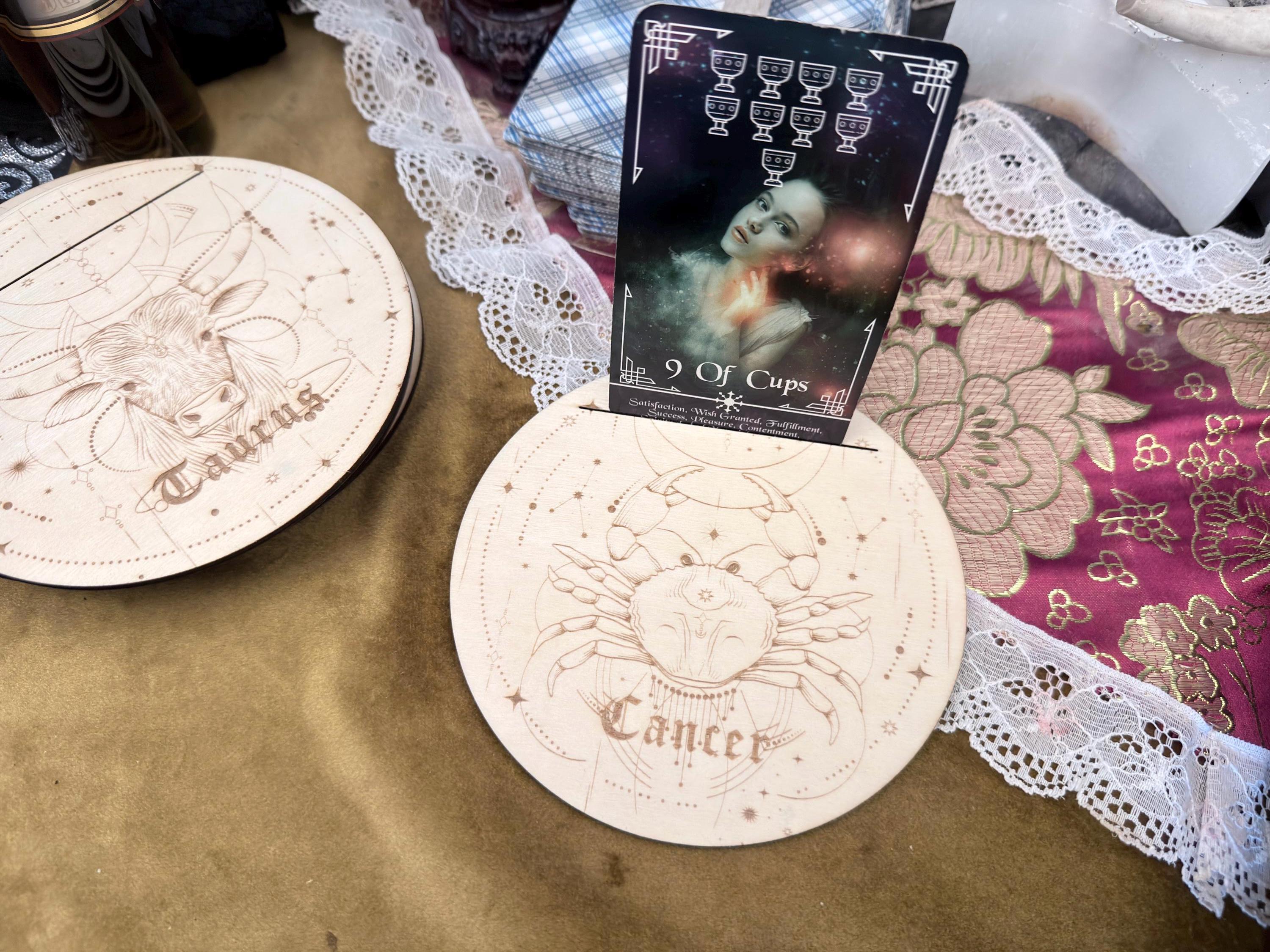 Zodiac Tarot Card Stand For Astrology Readings: Daily Celestial Altar Decoration