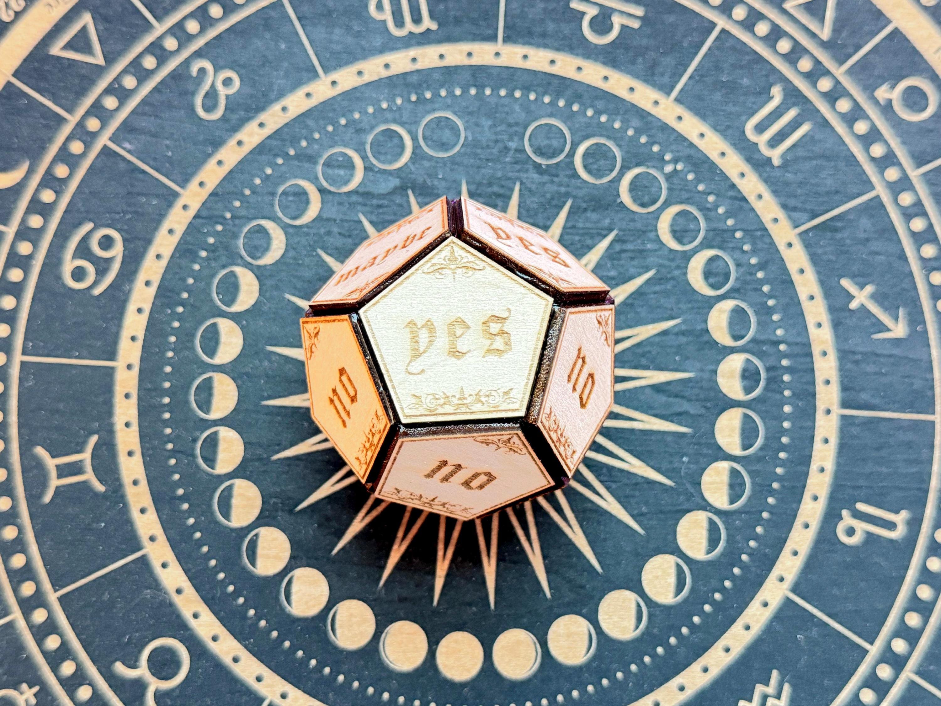 Divination Die: Yes/No/Maybe Answers Spiritual Tool Oracle Hand Crafted Dice