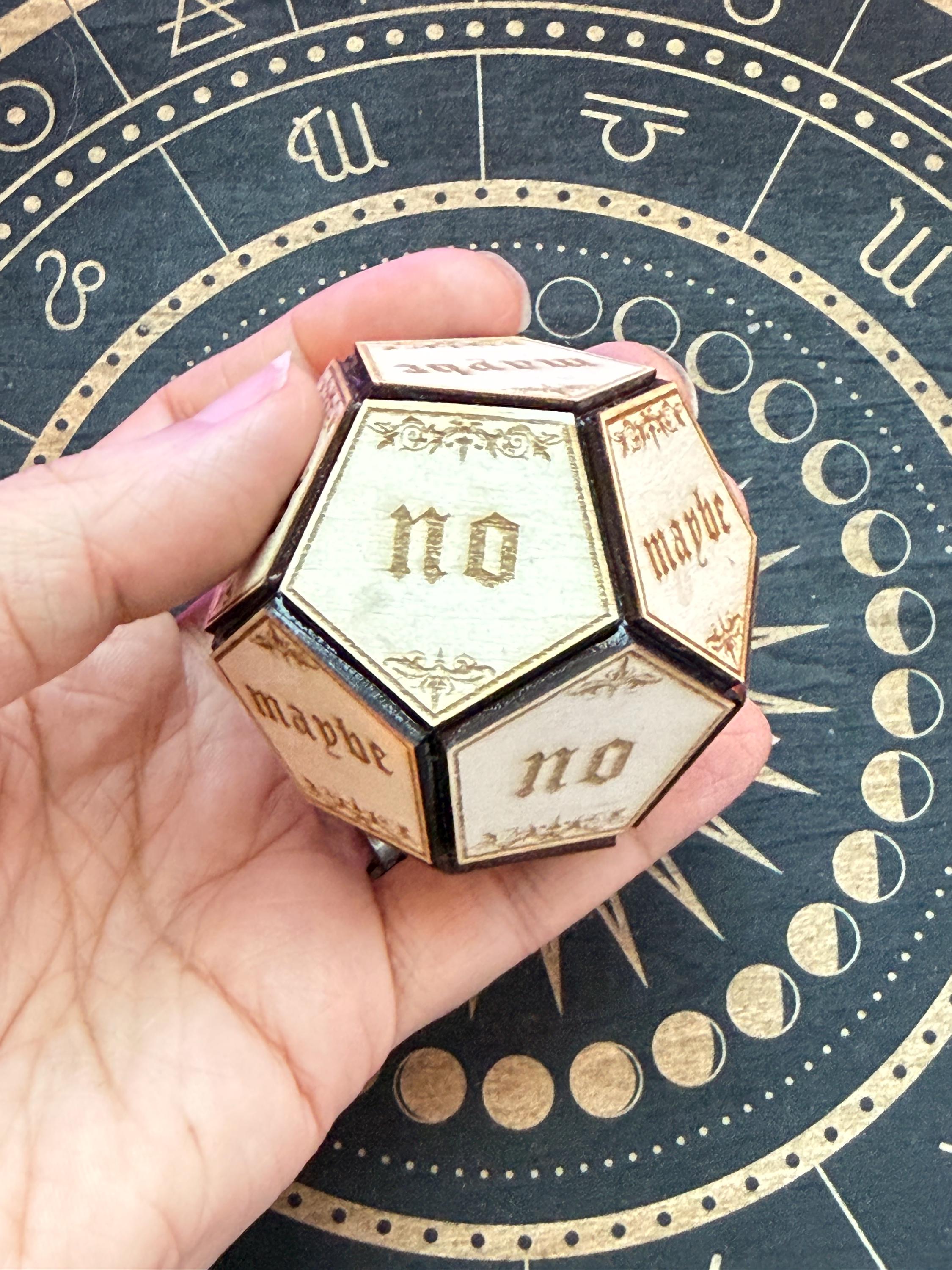 Divination Die: Yes/No/Maybe Answers Spiritual Tool Oracle Hand Crafted Dice
