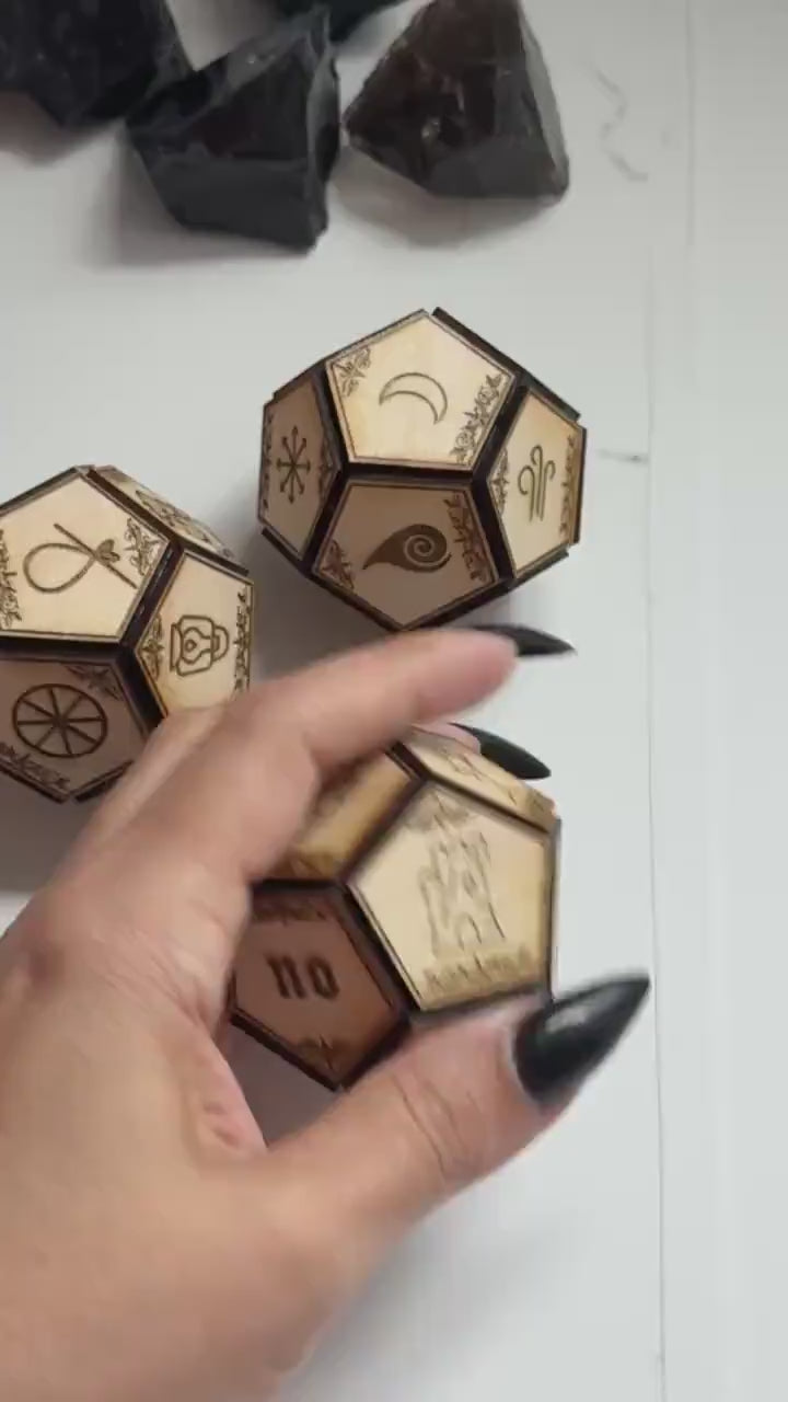 Divination Tarot Dice: Wooden Major Arcana, and Elemental Reading Hand Crafted