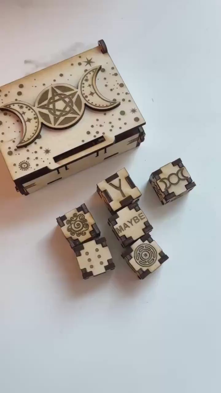 Wooden Witch’s Runes Divination Dice Set With Box, Numbers & Yes/No/Maybe, Laser Engraved Fortune Telling Tool, Altar Decor, Witch Gift